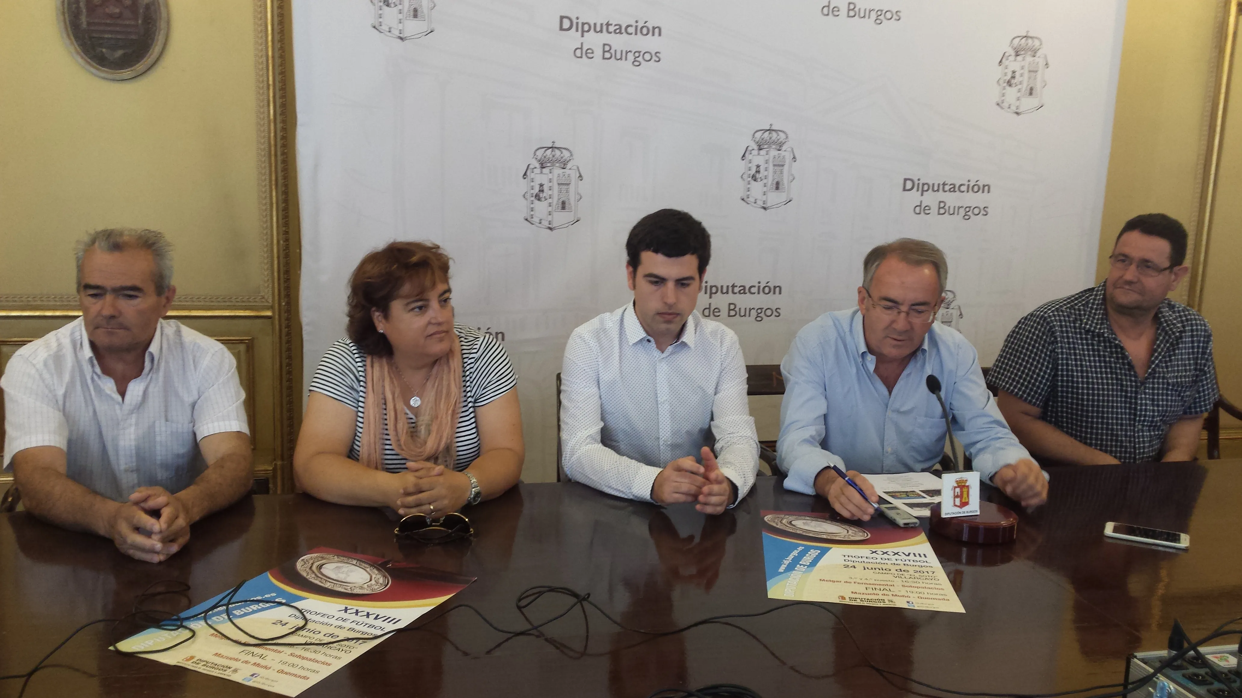 Fútbol Burgos: Mazuelo de Muñó y Quemada disputarán la Final del Trofeo de Fútbol en Villarcayo