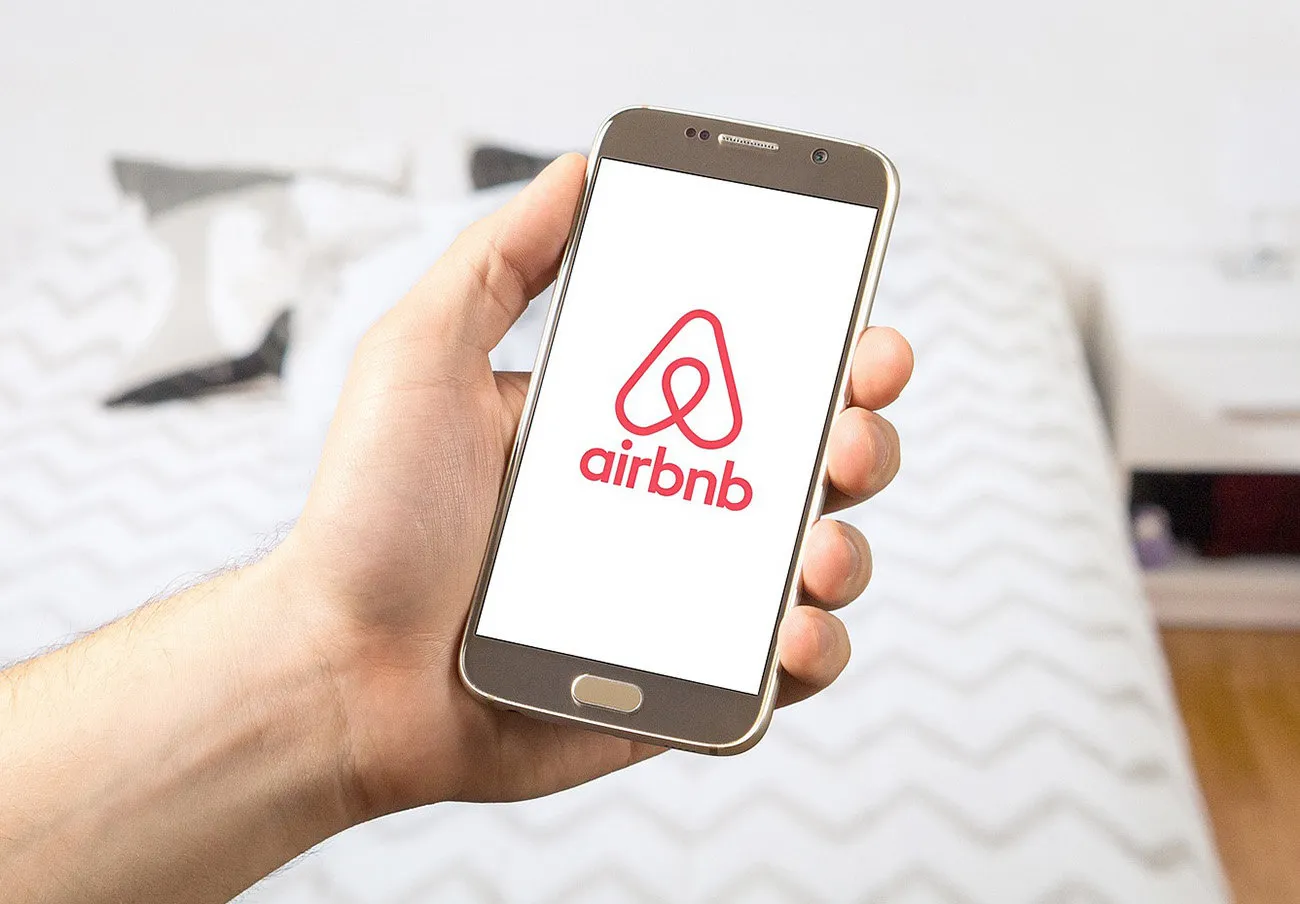 Economía y Empresa Burgos: Denuncias contra la plataforma Airbnb por no verificar la propiedad de las viviendas que ofrece y permitir el fraude