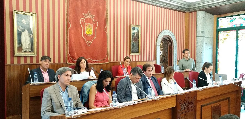 Política Burgos: El Pleno aprueba modificar el presupuesto a expensas de la decisión de la Junta sobre el Plan Económico Financiero