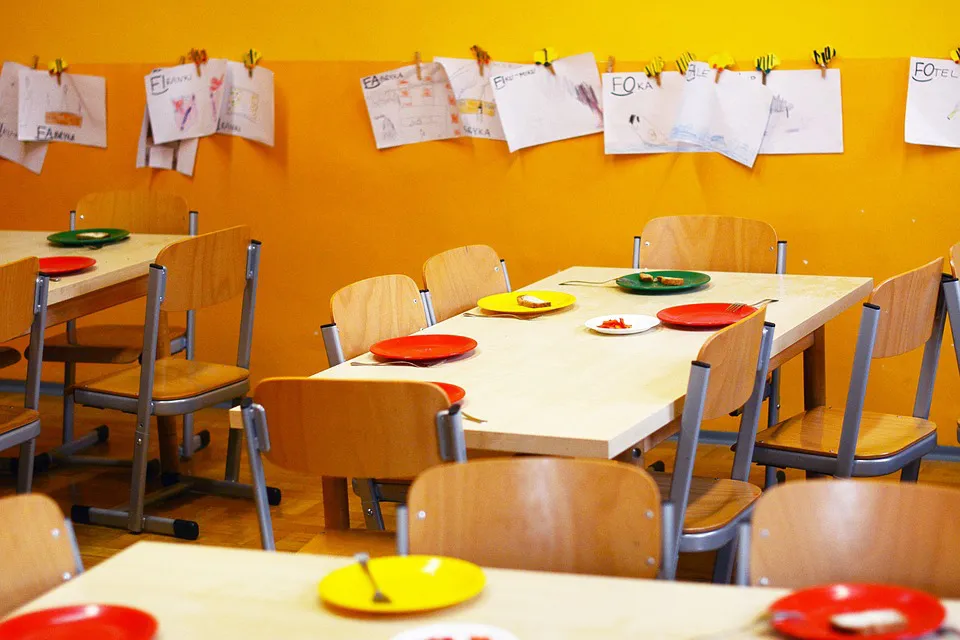 Castilla y León Burgos: Educación mantiene la tarifa de 16 euros al mes para los programas Madrugadores y Tardes en el cole