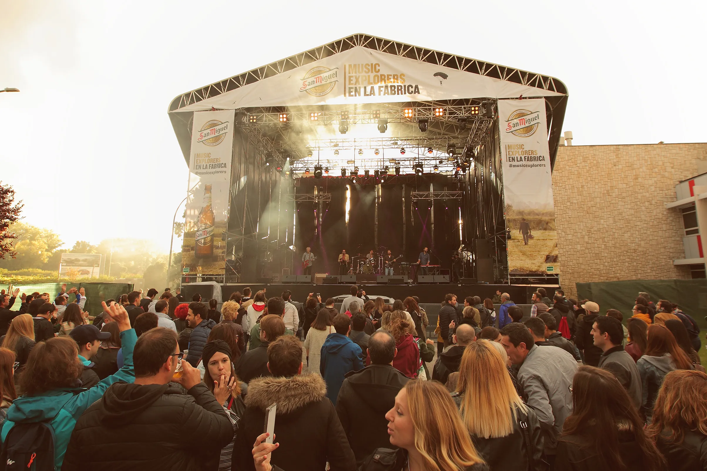 Local Burgos: Más de 2.000 personas celebraron el final del verano con San Miguel Music Explorers