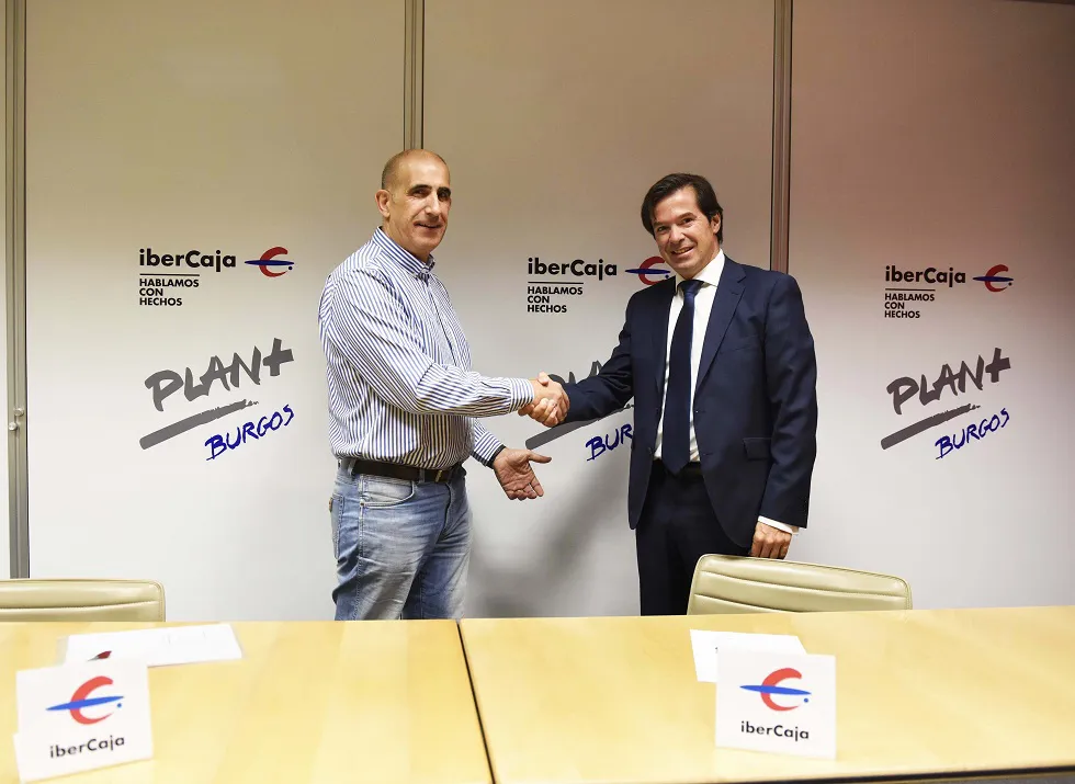 Deportes Burgos: Ibercaja renueva su apoyo al Club Deportivo Atletismo Aranda