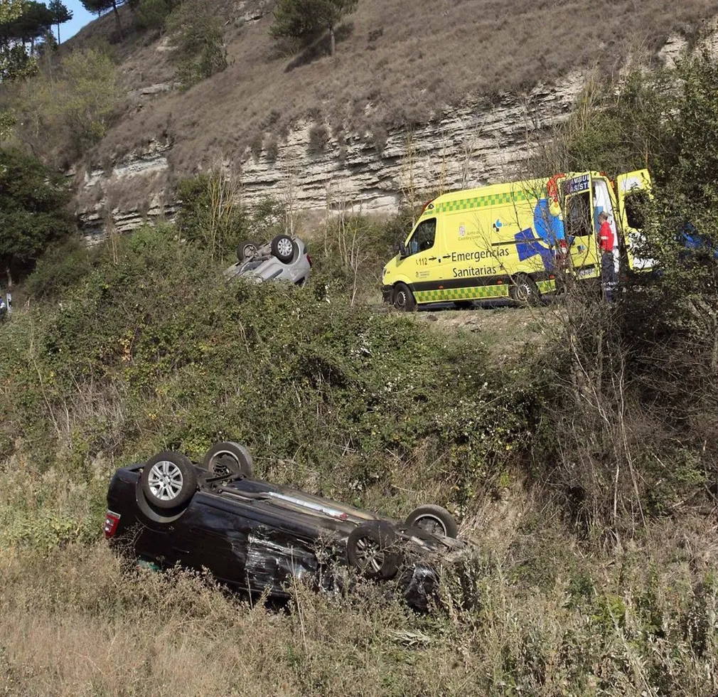 Sucesos Burgos: Espectacular accidente en la N-1 que deja cinco heridos