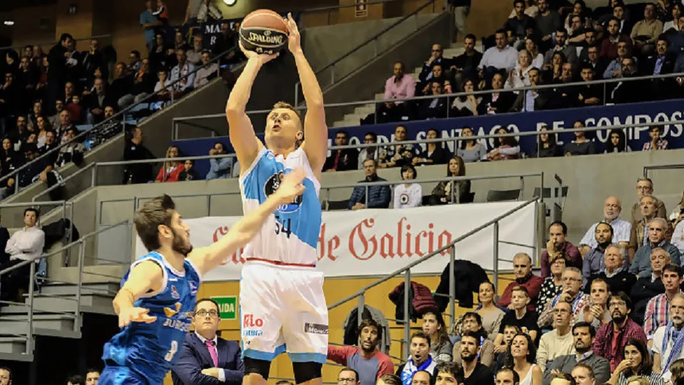 Actualidad Burgos: Un nefasto primer cuarto condena al San Pablo Burgos en Santiago (94-69)