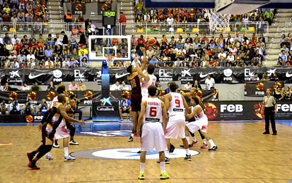 Deportes Burgos: Los abonados del San Pablo Burgos tendrán descuento en las entradas del España-Eslovenia