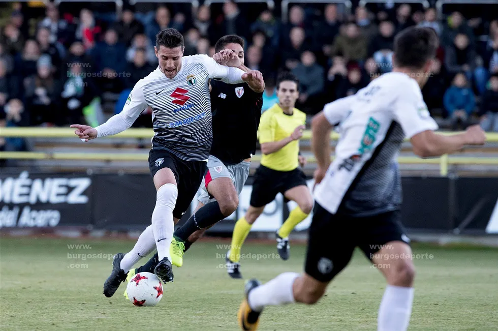 Deportes Burgos: Real Avilés y Burgos CF dejan la eliminatoria abierta para la vuelta (1-1)