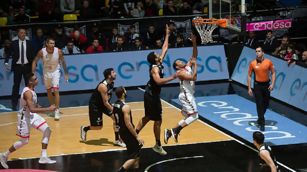 Actualidad Burgos: San Pablo Burgos asalta Miribilla con un Fisher soberbio (62-78)