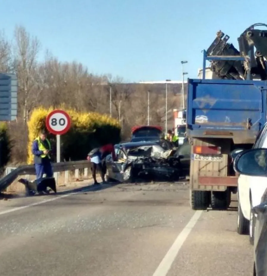 Sucesos Burgos: Herido un varón de unos 30 años en un accidente de tráfico en Sarracín