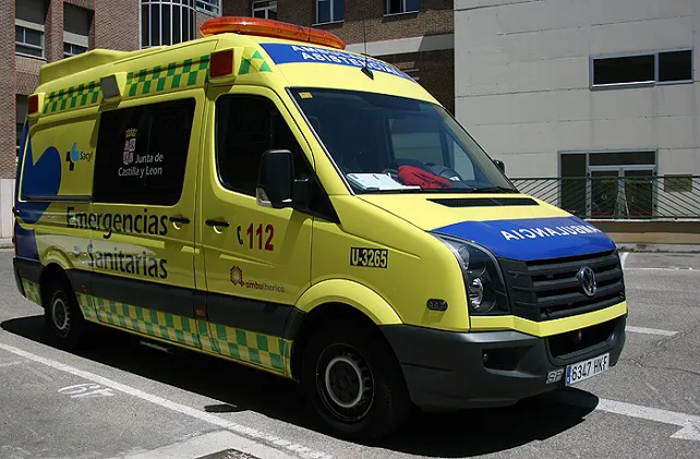 Sucesos Burgos: Cuatro personas heridas, entre ellas una menor de 11 años, en una colisión entre dos turismos en Burgos