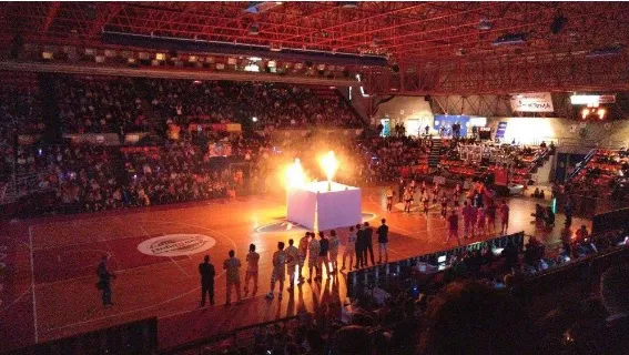 Deportes Burgos: Baloncesto solidario para recoger juguetes