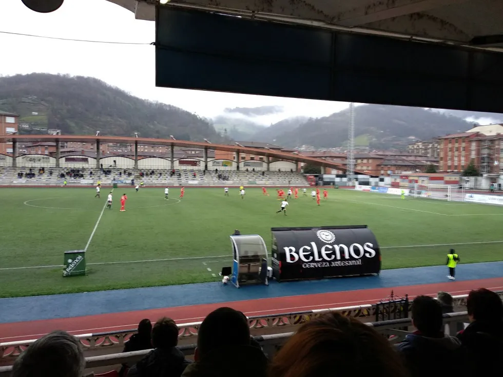 Deportes Burgos: El Burgos CF no puede pasar del empate ante el Caudal Deportivo (0-0)