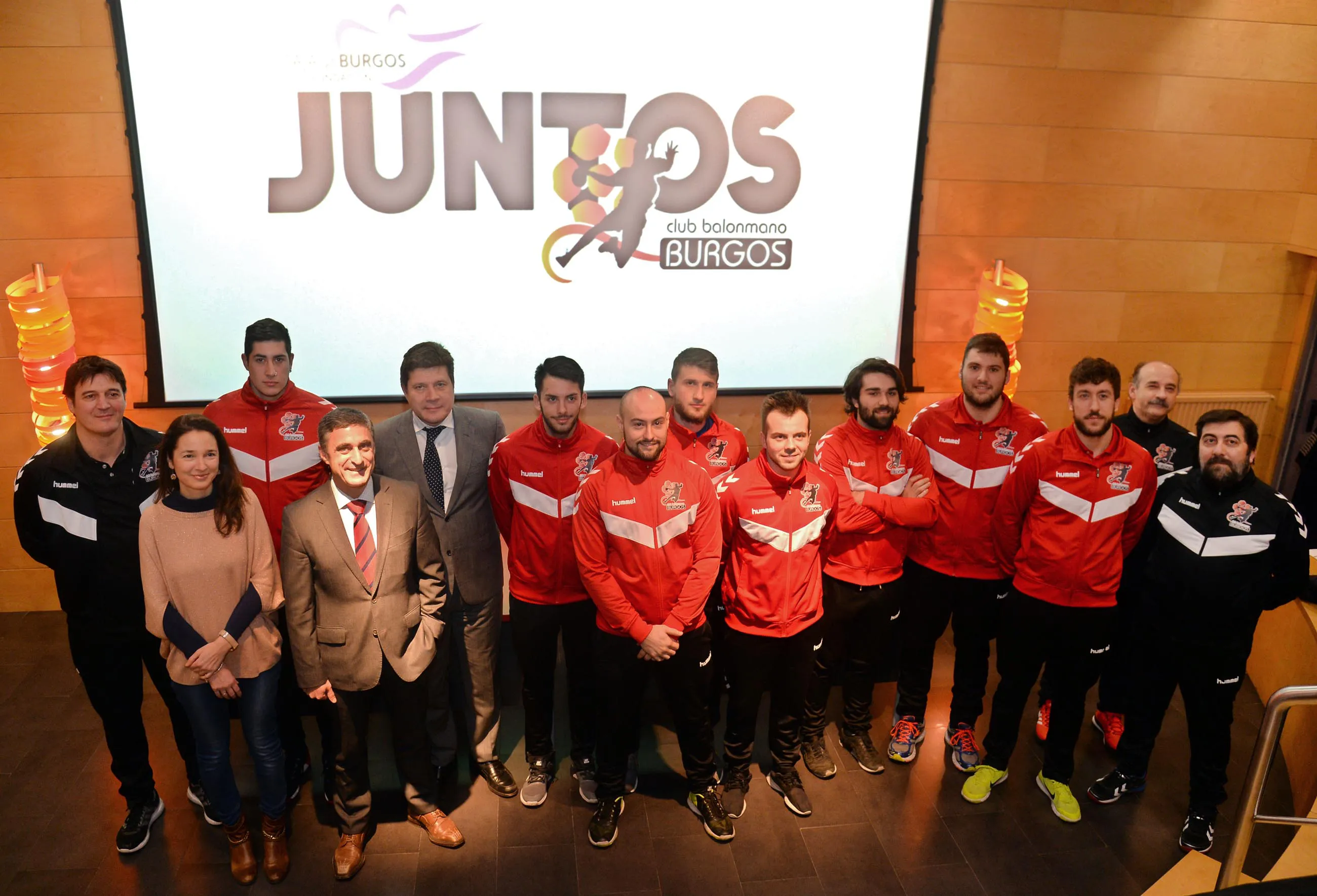 Deportes Burgos: Fundación Caja de Burgos y el Club Balonmano Burgos, ‘Juntos’ en el ocio inclusivo