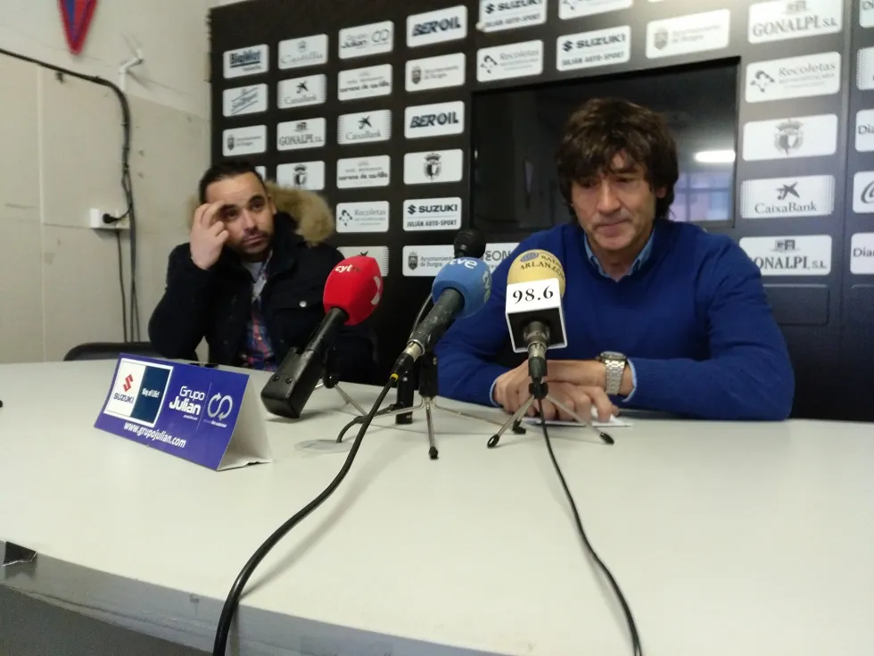 Deportes Burgos: Patxi Salinas llega a un acuerdo con el Burgos CF para rescindir su contrato