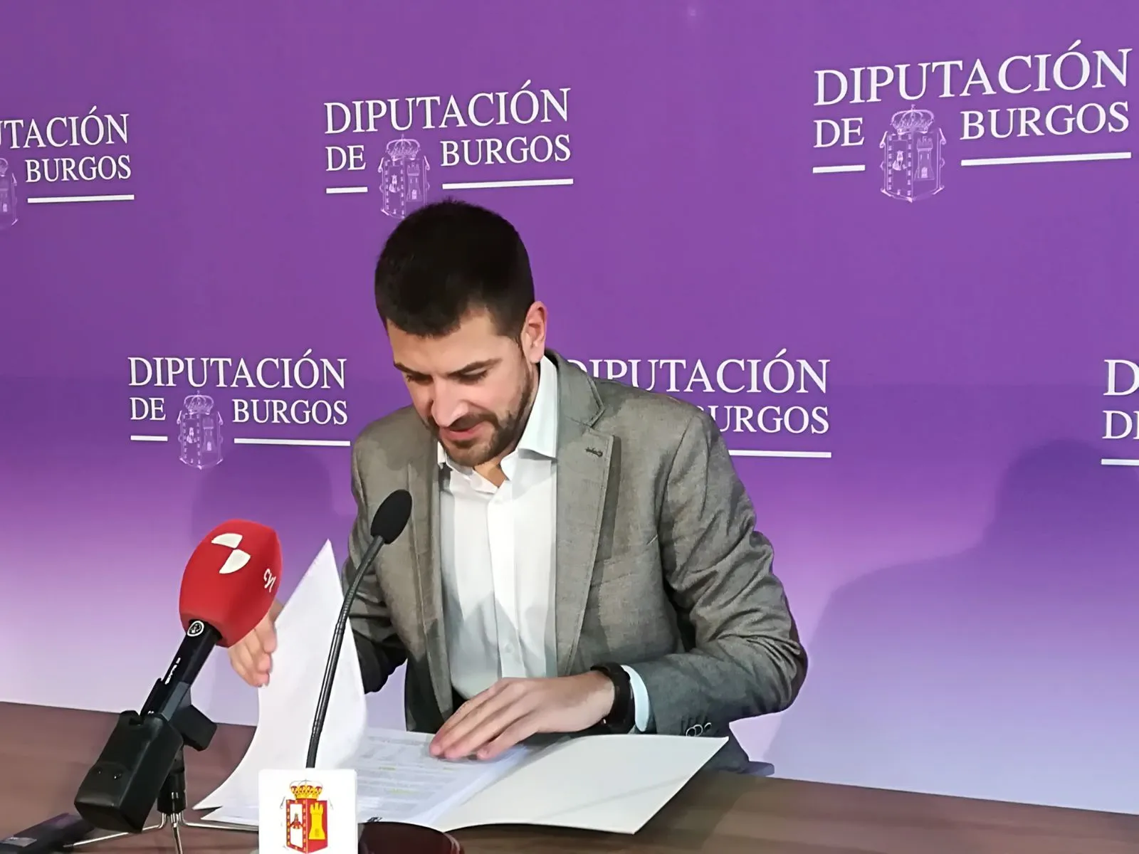 Política Burgos: El PSOE acusa de negligencia al PP por la gestión del Servicio de Ayuda a Domicilio