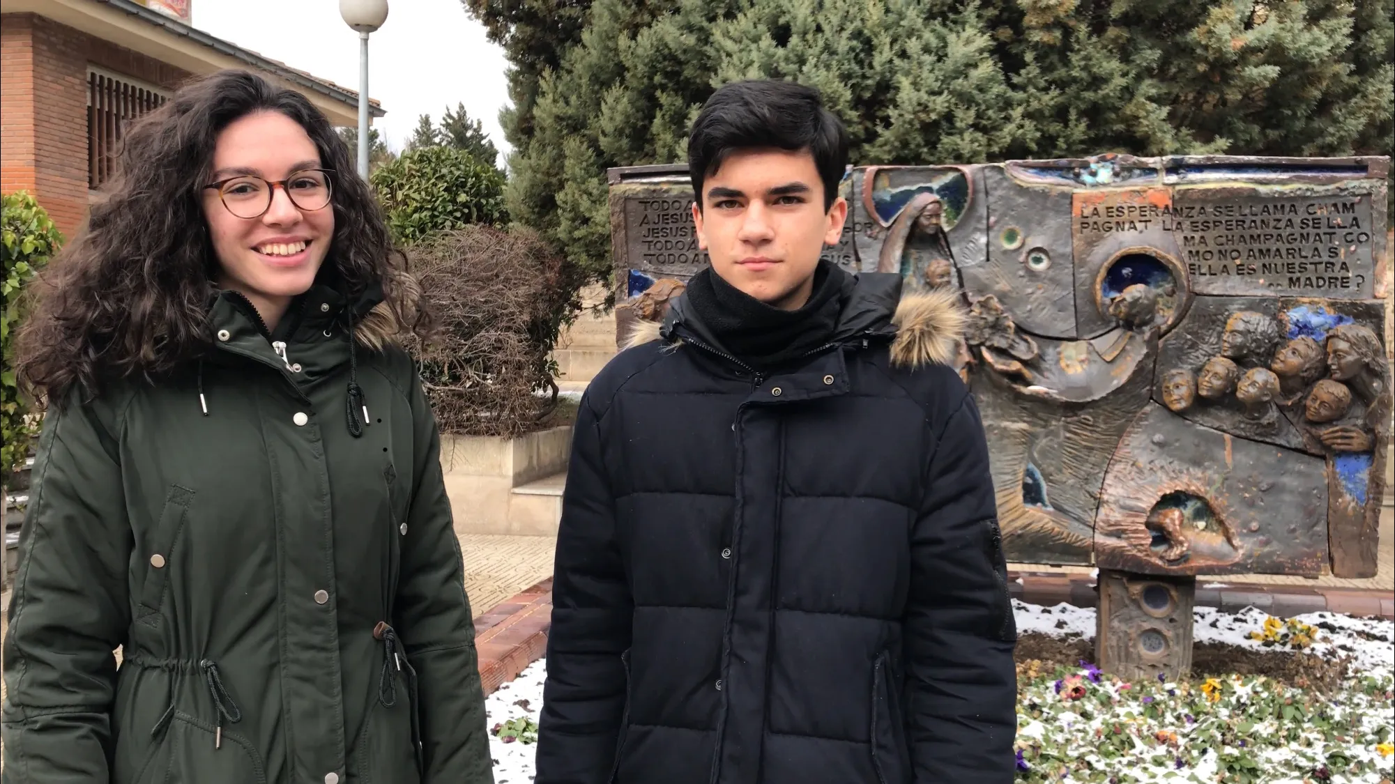 Educación Burgos: Dos alumnos del Liceo de Castilla reciben la Beca Amancio Ortega