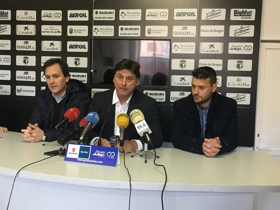 Fútbol Burgos: Alejandro Menéndez: Vengo ilusionado a un equipo histórico