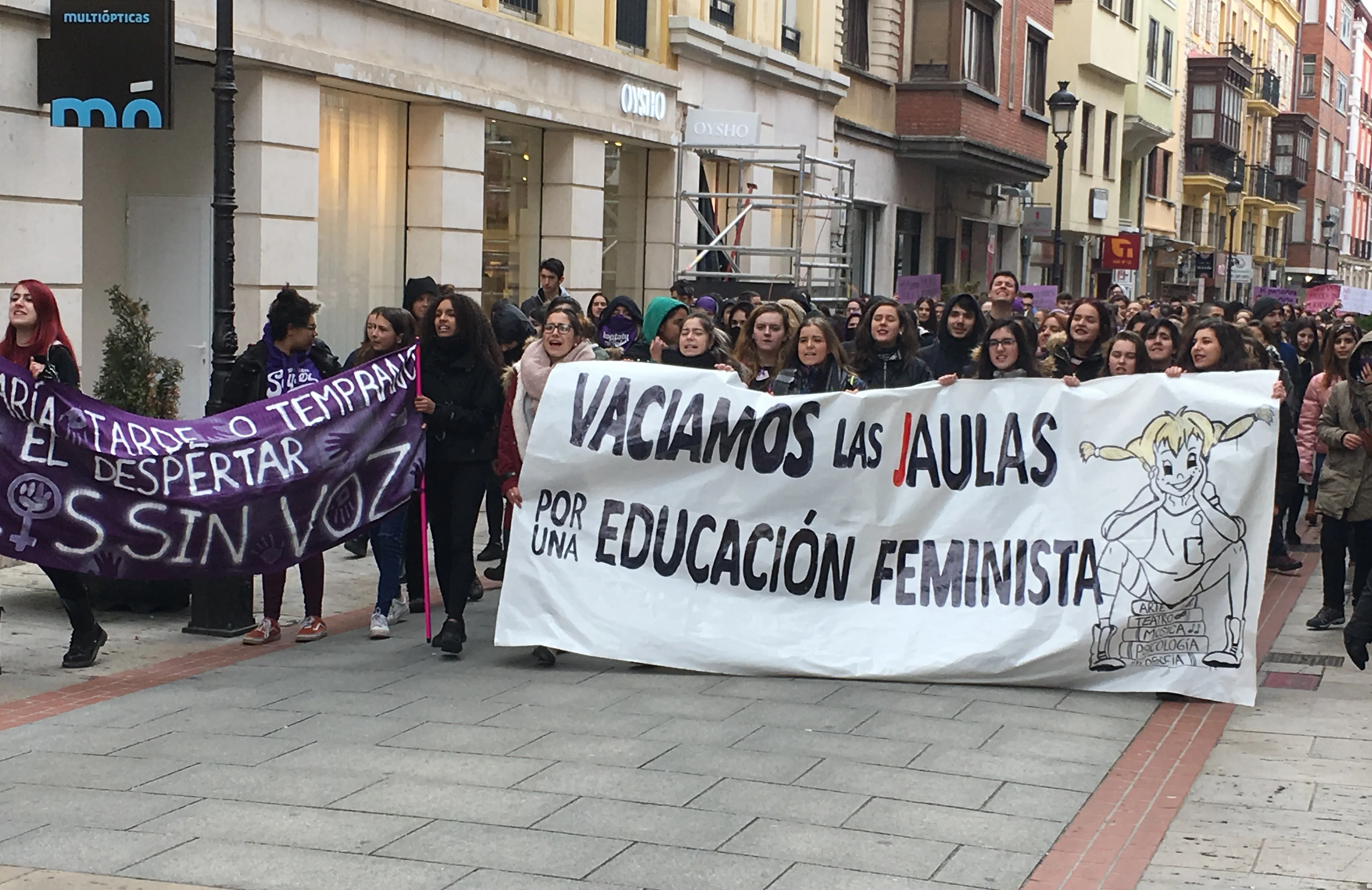 Local Burgos: Miles de personas se concentran en Burgos por la igualdad