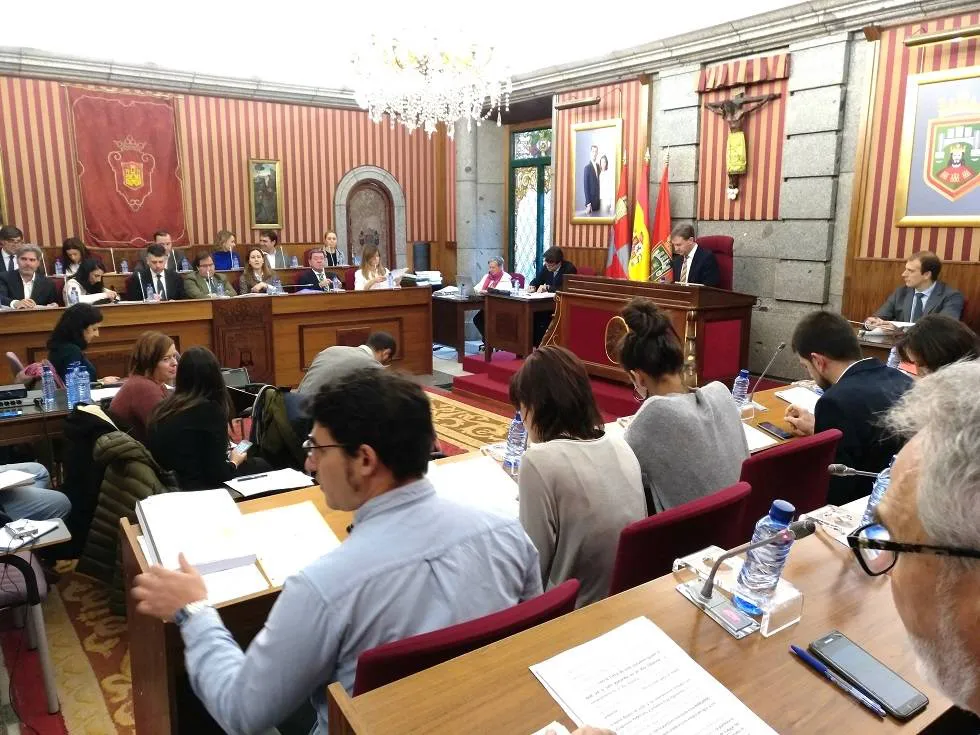 Actualidad Burgos: Unanimidad para disolver y liquidar la Escuela de Relaciones Laborales