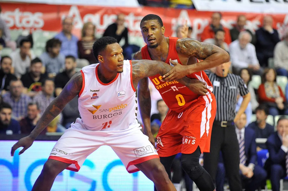 Deportes Burgos: El tercer cuarto condena al San Pablo Burgos en Murcia (67-64)