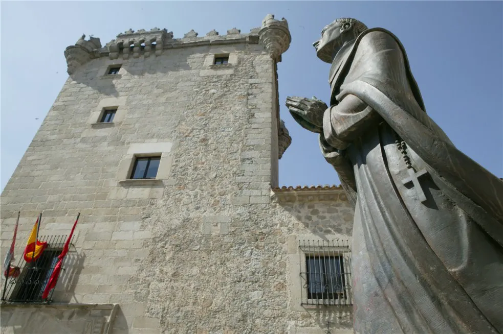 Destinos CyL Burgos: Avila Palaciega, una ciudad por descubrir