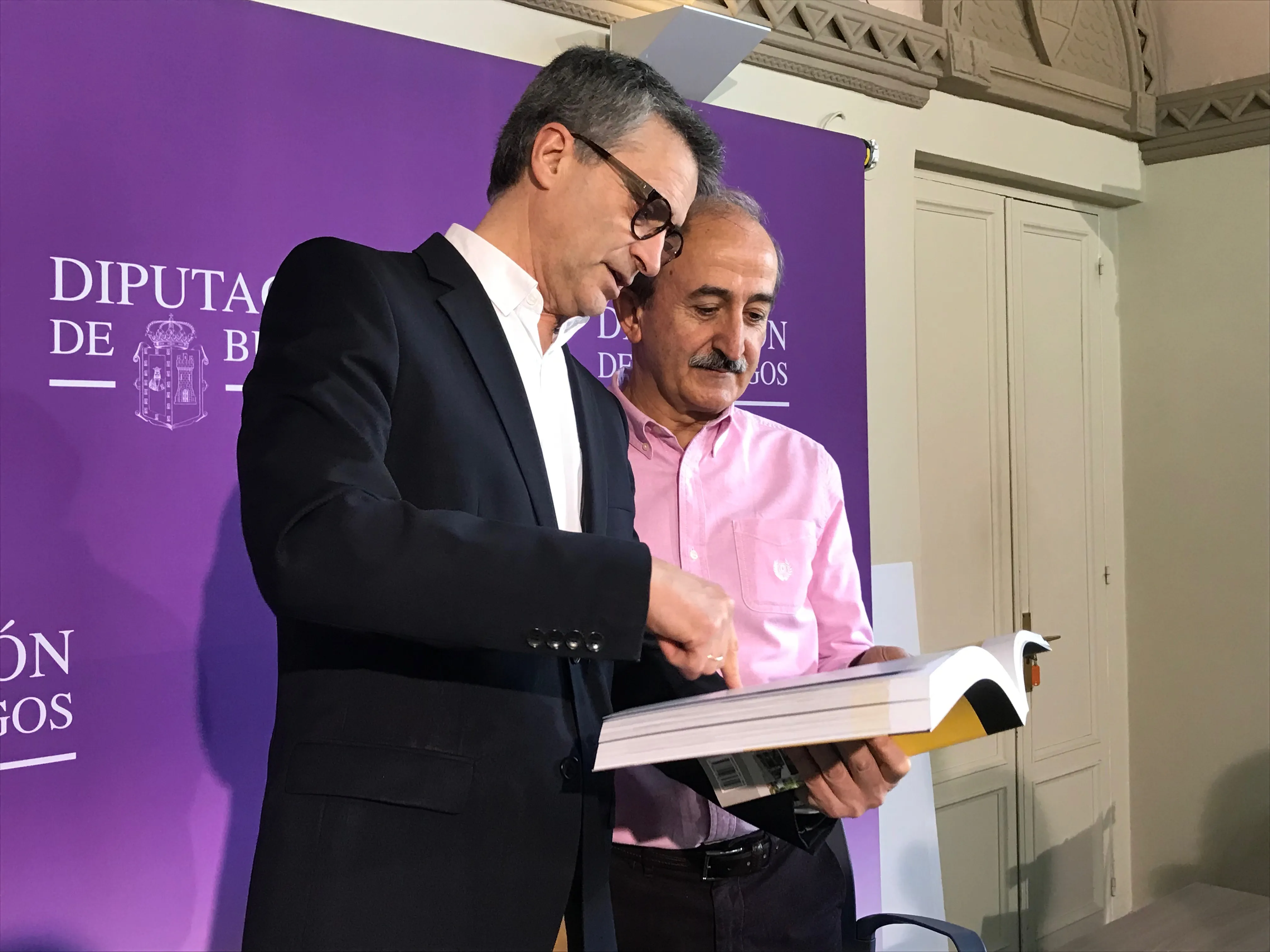Cultura Burgos: Emilio de Domingo recoge en un libro los 117 centros museísticos de la provincia
