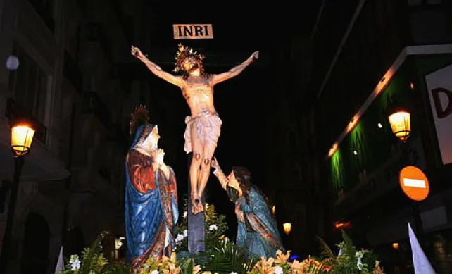 Actualidad Burgos: Suspendida la procesión del Santo Entierro ante la previsión de lluvias