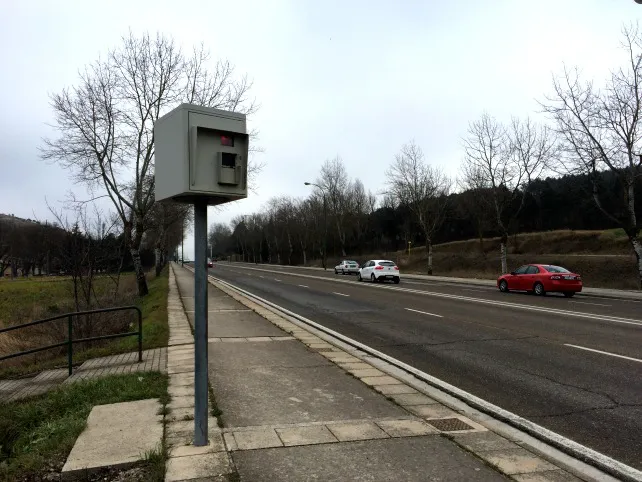 Actualidad Burgos: Comienzan los primeros trabajos en la carretera del Cementerio casi dos meses después