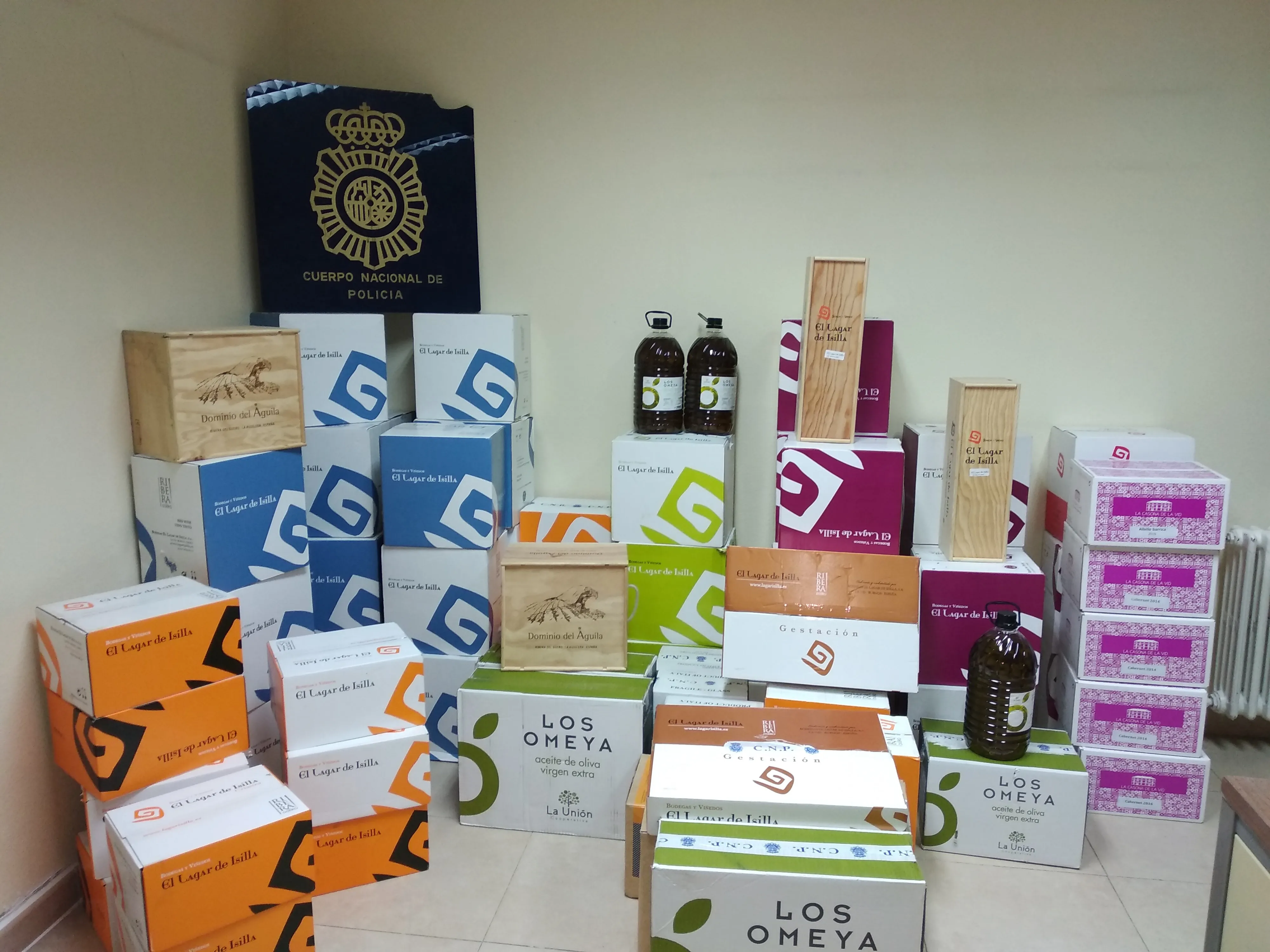 Sucesos Burgos: Detienen a un hombre que robó cajas de vino con un valor superior a los 5.000 euros