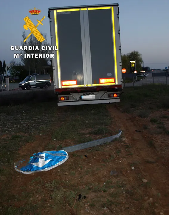 Sucesos Burgos: Detenido el conductor de un vehículo articulado por negarse a realizar la prueba de alcoholemia
