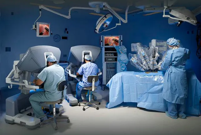 Actualidad Burgos: El HUBU incorpora el robot Da Vinci, el sistema quirúrgico más avanzado y mínimamente invasivo del mercado