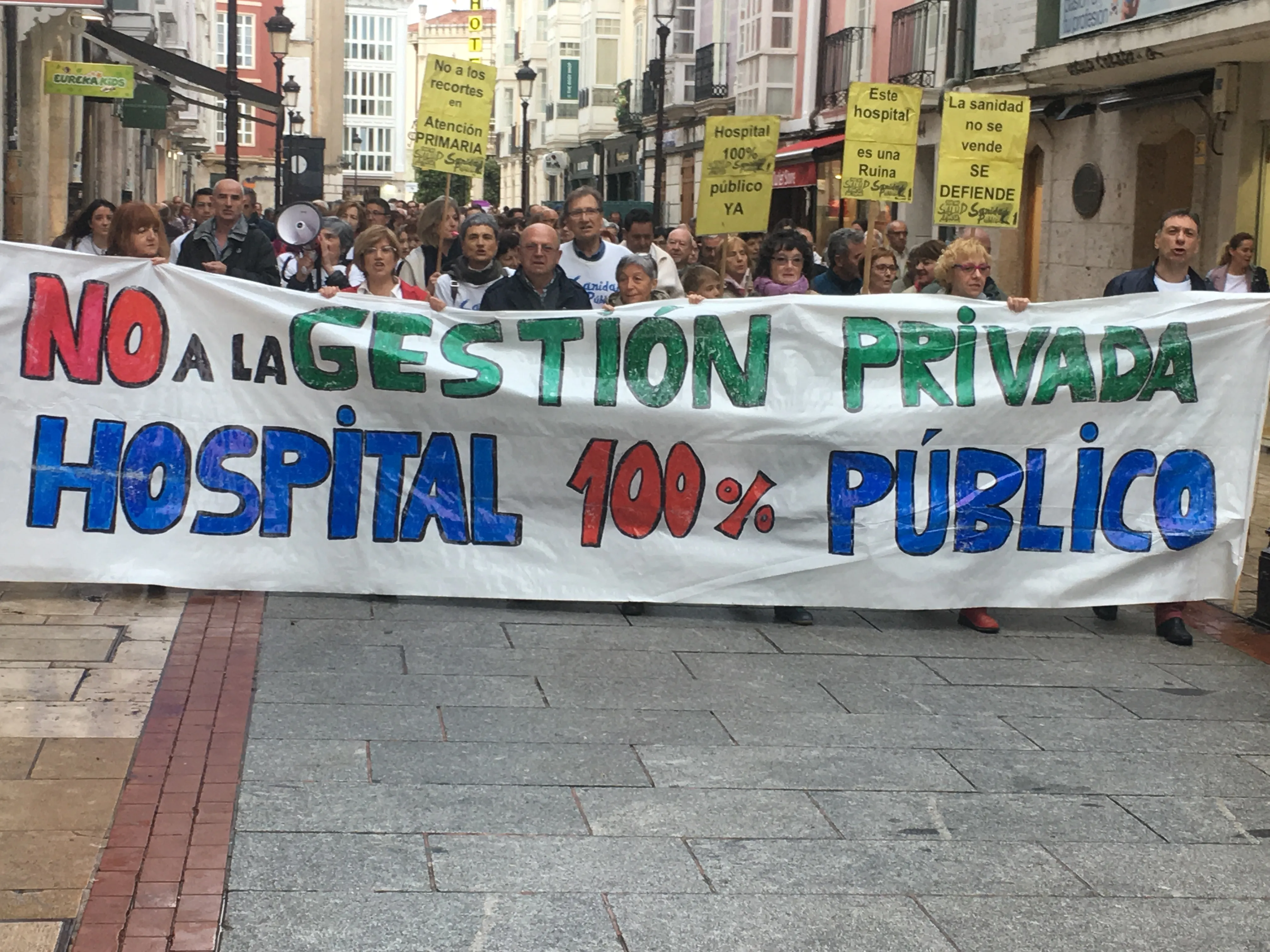 Sanidad Burgos: 800 personas por la mejora de la Sanidad Pública