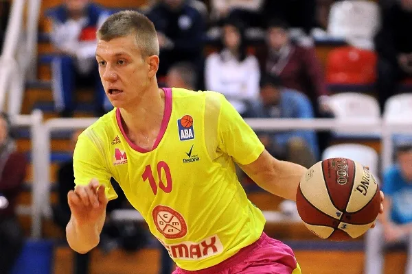 Baloncesto Burgos: El San Pablo Burgos ficha al serbio Ognjen Jaramaz