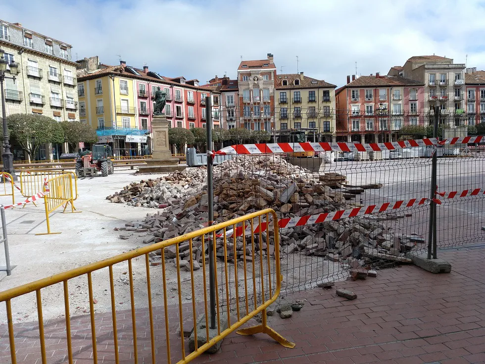 Actualidad Burgos: Las obras de la Plaza Mayor pararán durante la semana de Fiestas