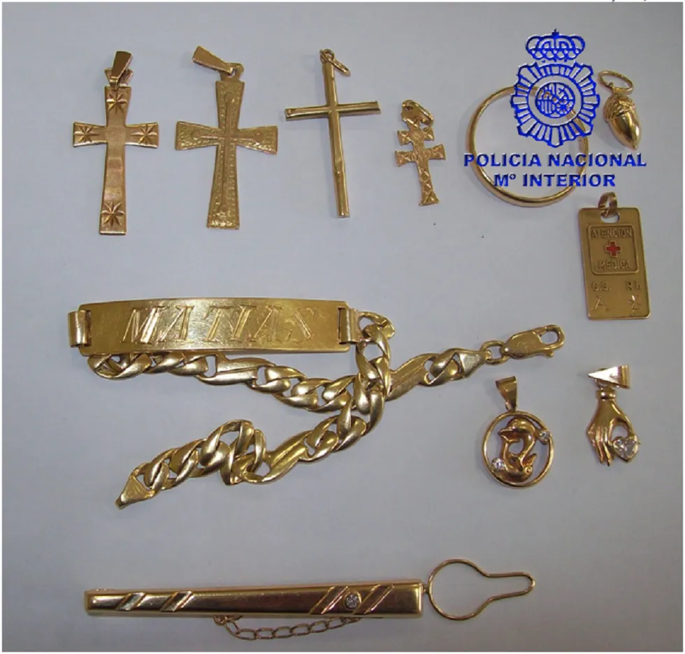 Sucesos Burgos: Detenida por hurtar joyas en los domicilios donde realizaba labores de limpieza