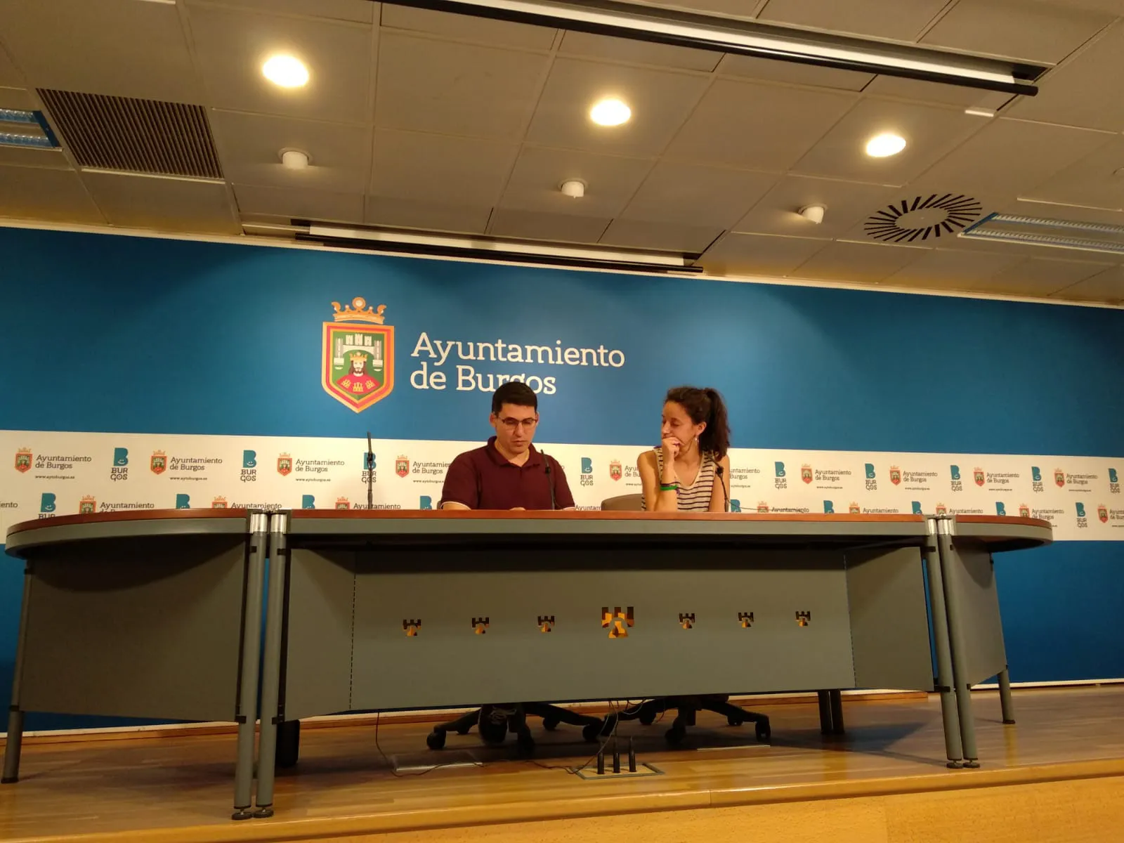 Local Burgos: El ayuntamiento no tiene control sobre las obras de la ciudad según Salinero