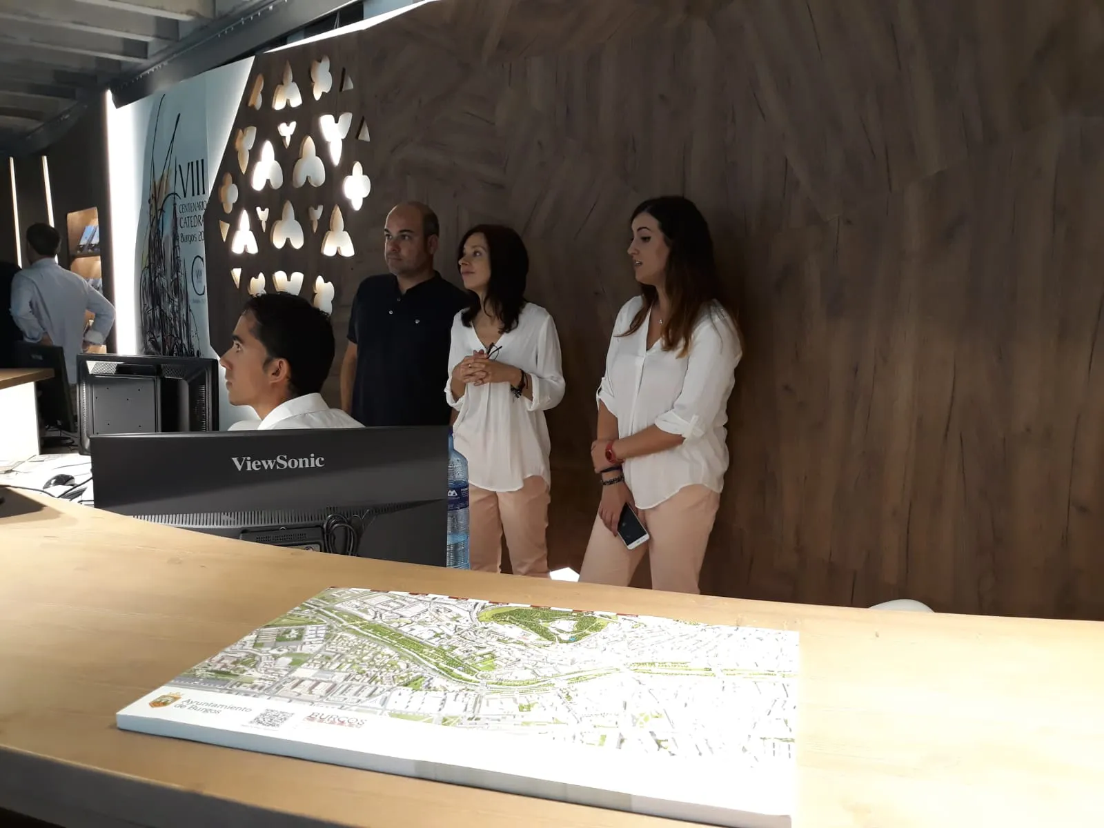 Local Burgos: La oficina de CITUR renueva su imagen