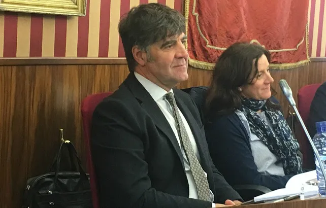 Actualidad Burgos: Los concejales no adscritos podrán participar en las Comisiones y Consejos que soliciten, según el Procurador del Común
