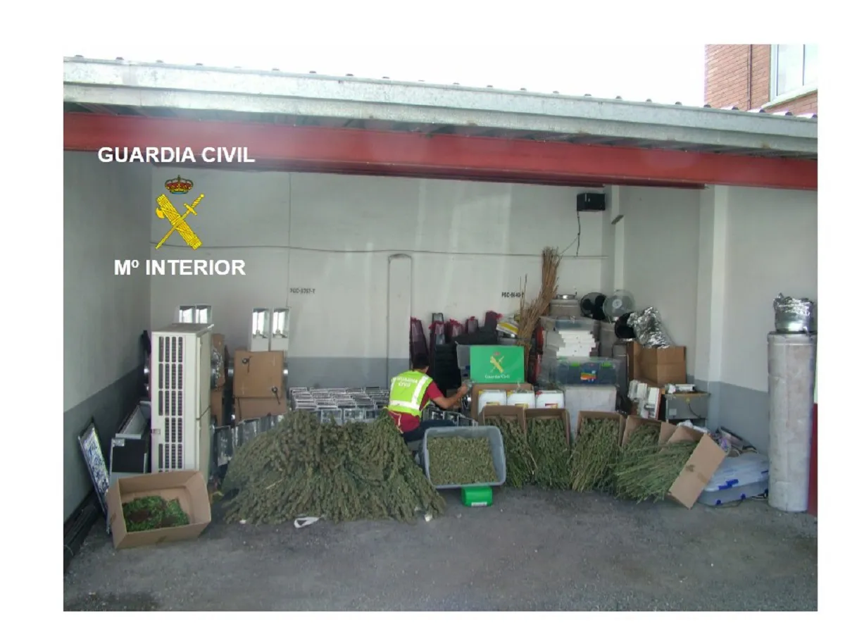 Sucesos Burgos: La Guardia Civil desmantela un laboratorio indoor de cultivo de droga y detiene a dos personas
