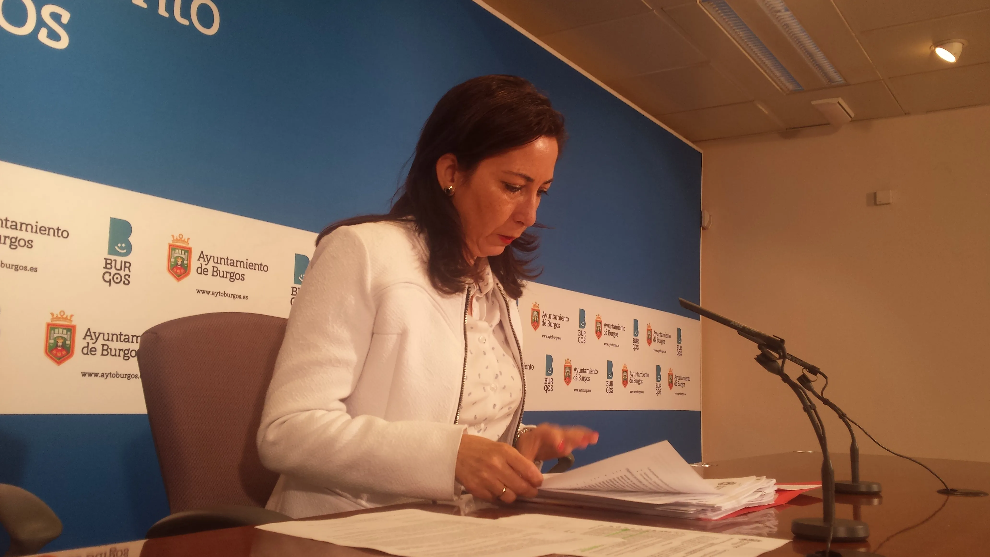 Local Burgos: Arnaiz acusa al PP de deteriorar los servicios sociales al incumplir las sustituciones por bajas laborales