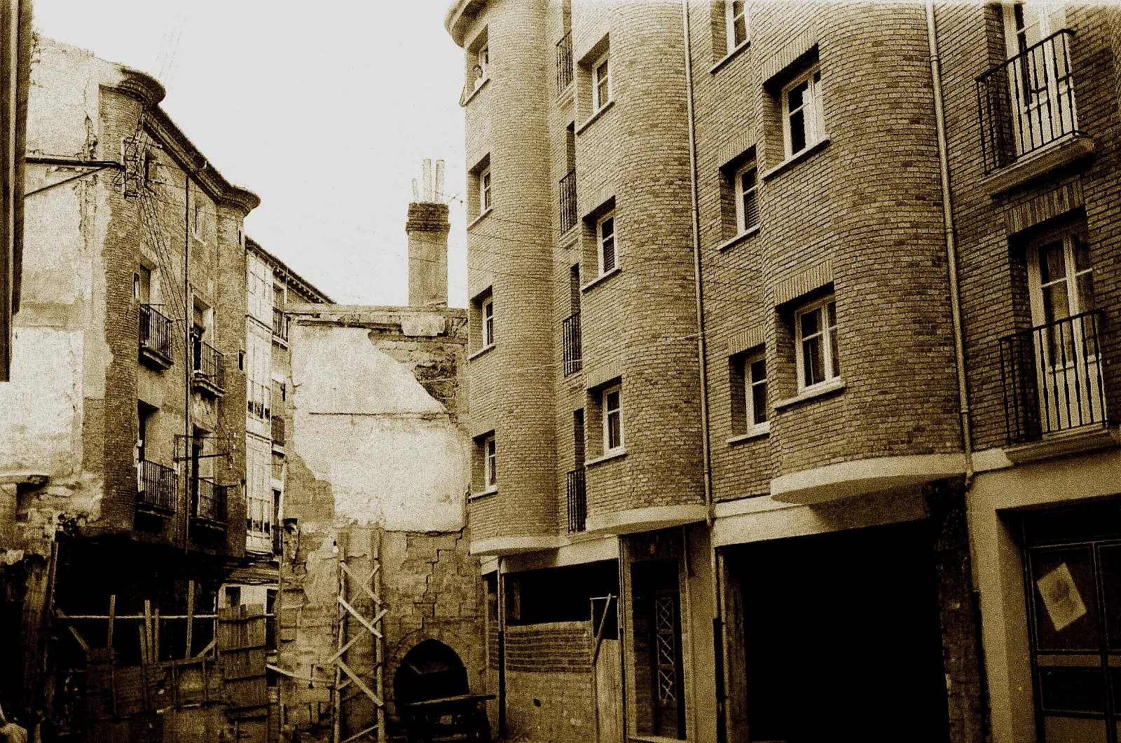 Historia Burgos: La iglesia de San Llorente