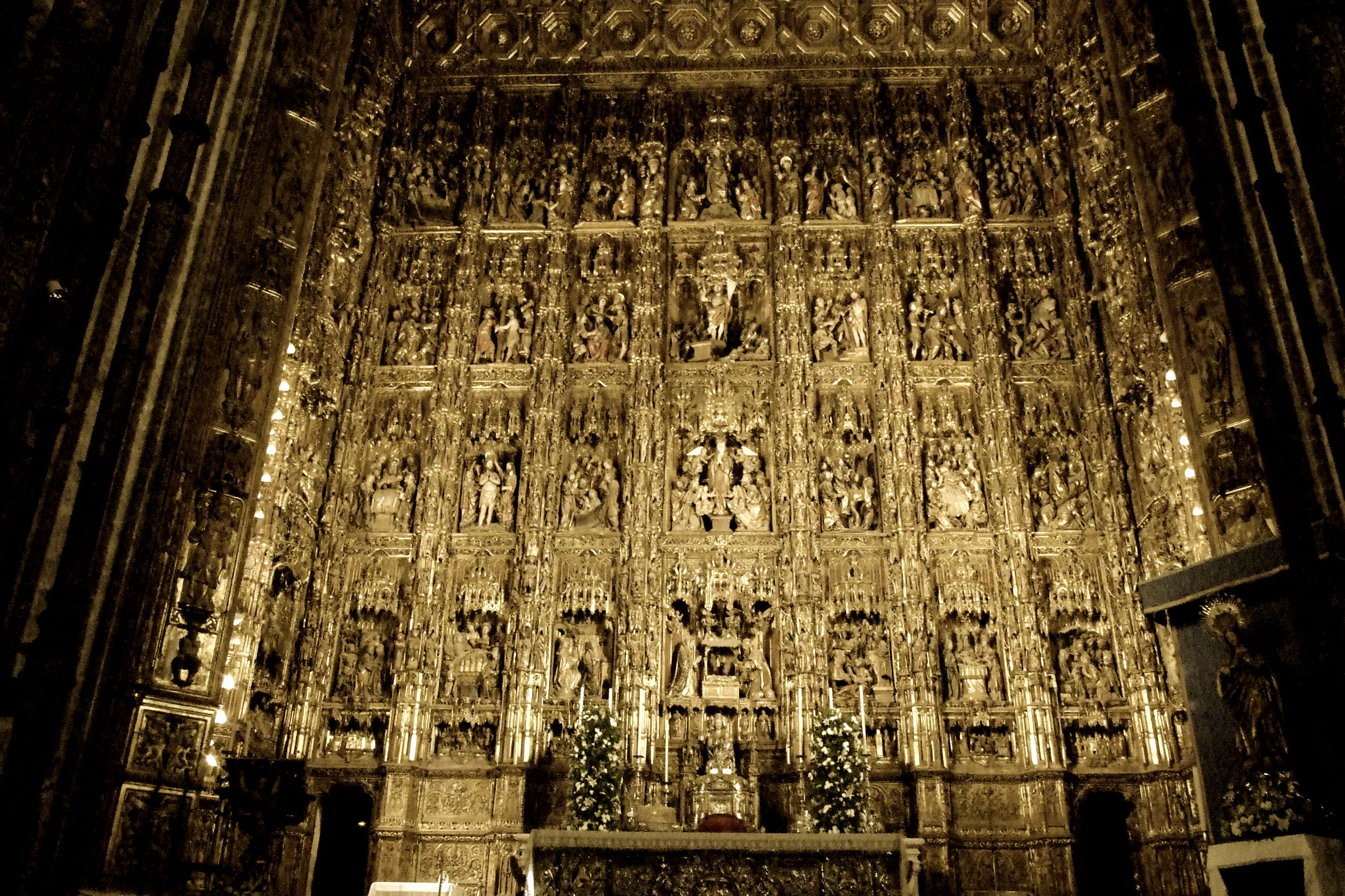 Historia Burgos: El altar mayor de la Catedral de Burgos