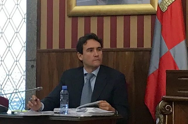 Actualidad Burgos: Salinero quiere sacar los colores al alcalde en el Pleno por incumplir la sentencia del Secretario