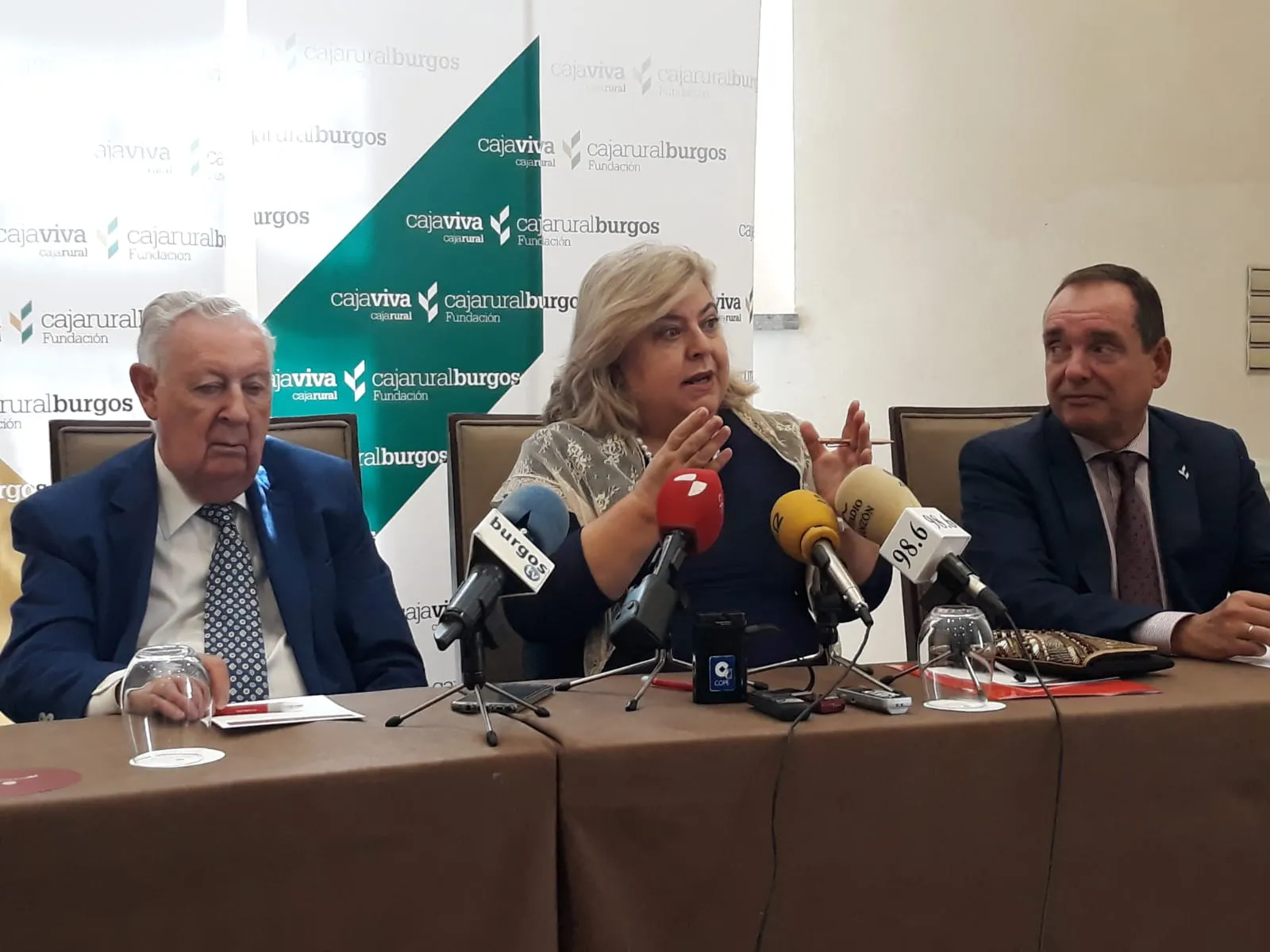 Economía y Empresa Burgos: Clara Aguilera tranquiliza a los agricultores ante la incertidumbre de la PAC