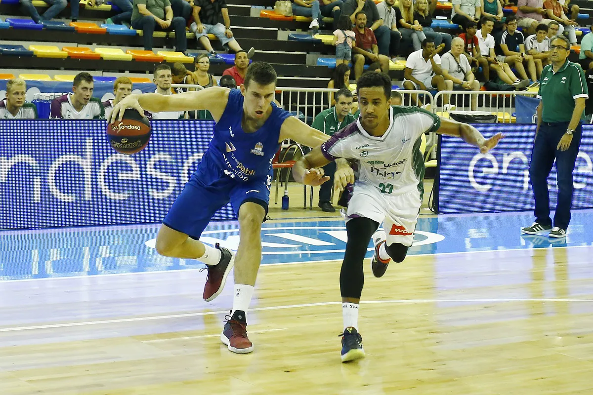 Deportes Burgos: El San Pablo Burgos inicia su segundo curso en ACB ante Obradoiro