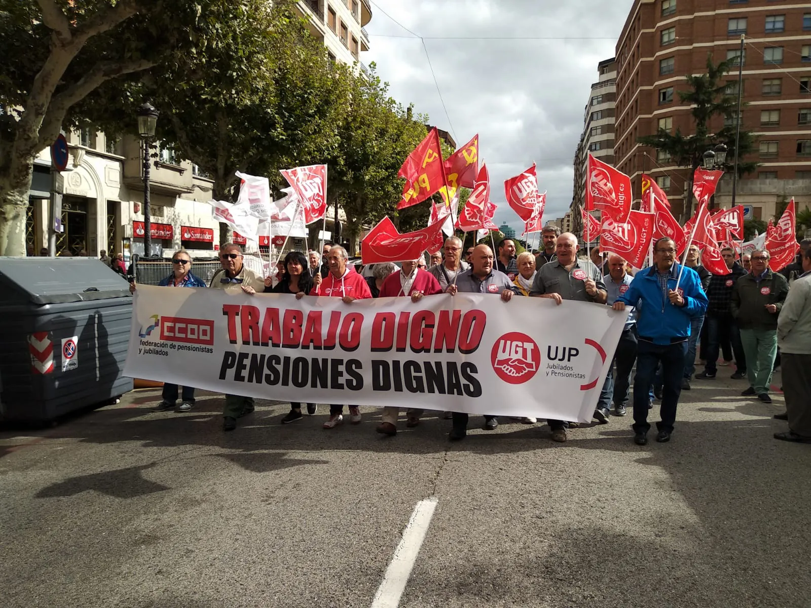 Local Burgos: 150 personas se unen para luchar por unas pensiones dignas