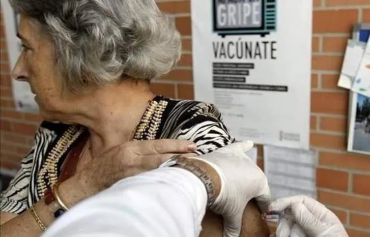 Sanidad Burgos: Por cada 450 vacunas se puede evitar un fallecimiento por gripe
