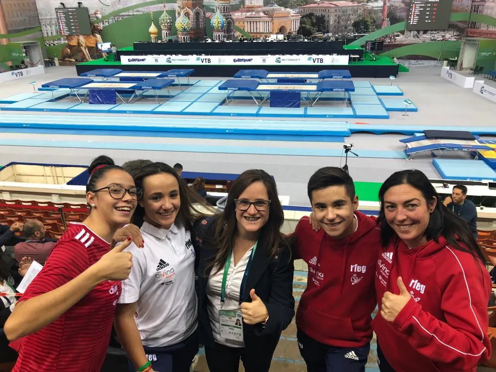 Deportes Burgos: Brillante actuación de los gimnastas del Club Gimnasia Burgos en el Mundial de Edades de Trampolín