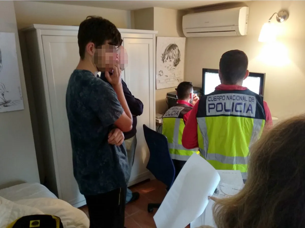 Sucesos Burgos: Detenido un menor de edad por un presunto delito de engaño pederasta