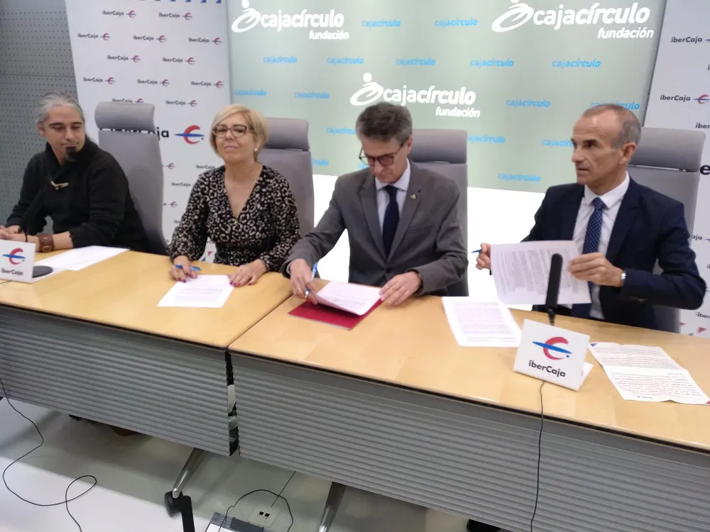 Sanidad Burgos: Las Fundaciones Cajacirculo e Ibercaja aportan 10.000 euros para un programa específico de Inicio Temprano del Parkinson
