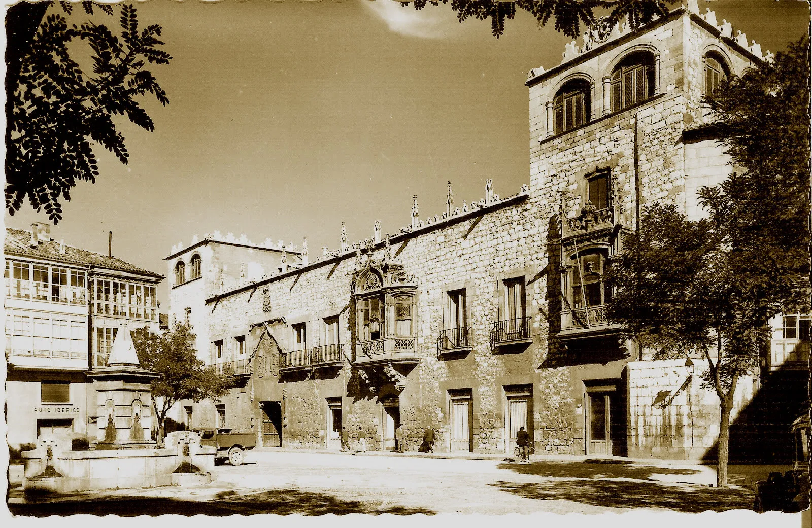 Historia Burgos: La Plaza de Santo Domingo de Guzmán